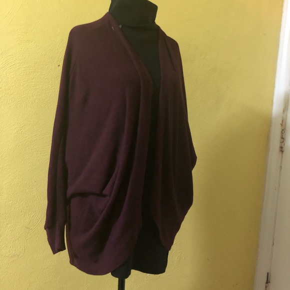 New Woman’s Deep Burgundy Drapy  Sweater ! - Picture 9 of 11